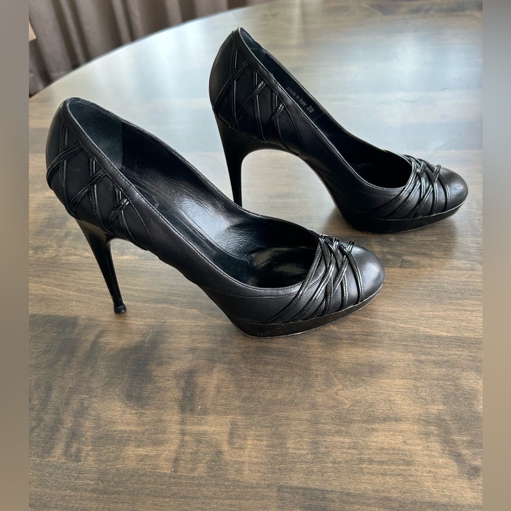 Christian Dior Karenine Escarpine Noir Pumps size 38 Pre loved  without box 👠